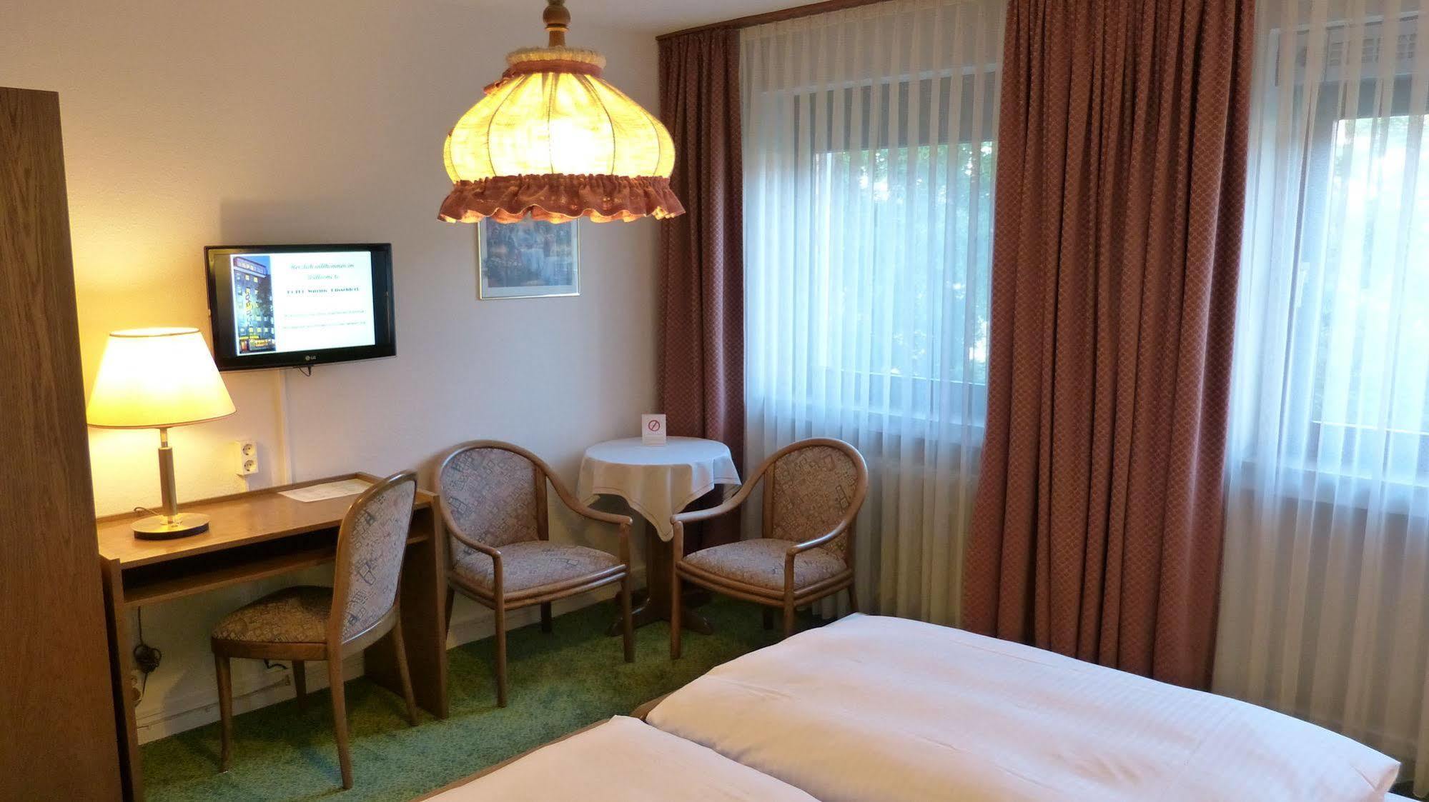Hotel Wurms Dusseldorf Ngoại thất bức ảnh