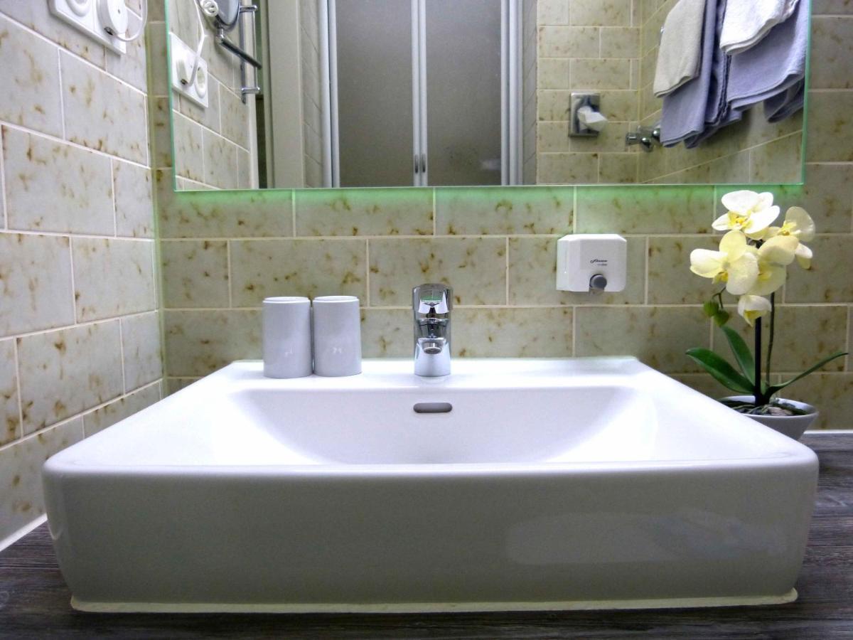 Hotel Wurms Dusseldorf Ngoại thất bức ảnh